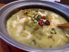 -周鱼小馆石锅酸菜鱼(活力汇店)