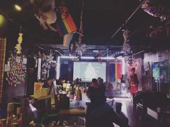 -Mx.cocktail bar