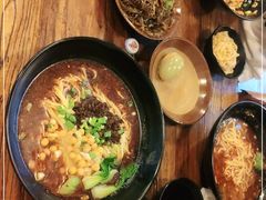 -赖扁担重庆小面(友谊路店)