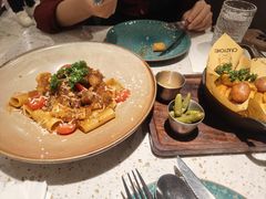 -CRAZYONES西班牙海鲜饭(上海美罗城店)