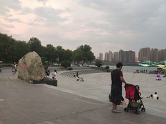 -咸阳湖景区-统一广场