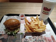 -The Habit Burger Grill 哈比特汉堡(复兴soho店)