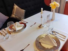 -塞纳河法国餐厅(意式风情街店)