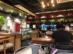 -渝是乎川渝小炒(新世界百货望京店)