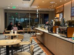 -星巴克臻选(莘庄仲盛店)