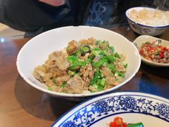-富正毅三下锅·湘西韵味(天门山索道店)