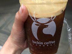 黑金气泡美式-瑞幸咖啡(南昌国际金融中心店)