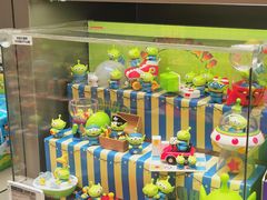 -泡泡玛特POPMART(赛格国际购物中心店)