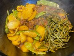 -刘淑芬·活鱼铁锅炖(北京首店)