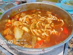 -黄记煌三汁焖锅(银盆岭万达广场店)