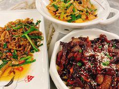 -蔼若春.传承三十年云南菜(金碧公园店)