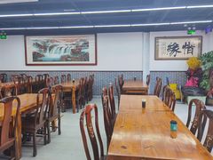 大堂-京东一绝西海子西园烧饼夹肉