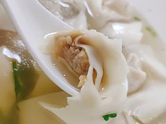 -周震馄饨