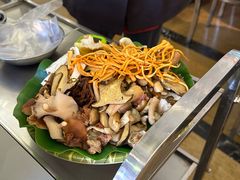 -野菌园·野生菌火锅首创第一家(关兴路总店)