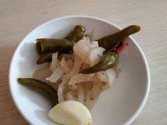 免费咸菜-闫家驴肉老店(华电一校店)