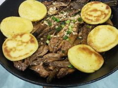 酱杂鱼-百味饺子城•海鲜家常菜(秦皇岛店)