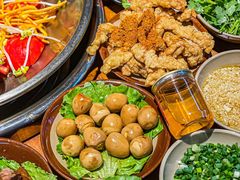 -四小区火锅·巷子里的重庆火锅(花照壁店)