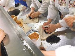 -芳婆糕团店(王府大街店)