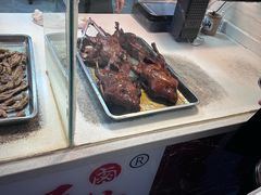 -王浩儿纪六孃甜皮鸭(乐山总店)