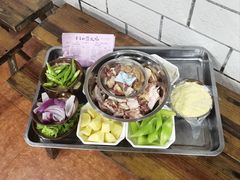 -咊记茅草棚柴火鸡(乌当店)