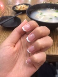 -悦指间美甲美睫