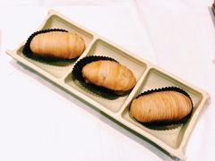 榴莲千丝酥-稻香酒家·34年老字号·港式粤菜(汉街店)