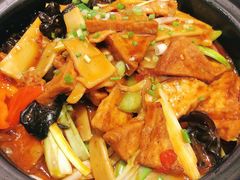 -皇城根·烤鸭·鱼头·家常菜(欧亚大观乐活城店)