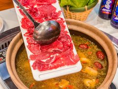 -周记潮汕牛肉·小龙虾烧烤(九亭金地广场店)