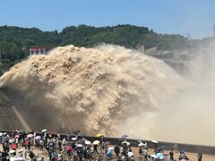 -黄河小浪底水利枢纽风景区