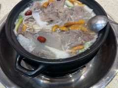 -九寨特色牦牛肉汤锅 羊肉汤锅