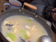 -蜜桃餐厅·伴山(湖滨商业街店)