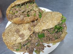烧饼加肉-护国寺小吃(新街口店)