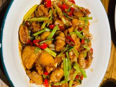 -爱碗亭·鲜炒湖南菜(壹城中心店)