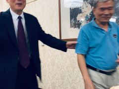 -广东大厦酒店(广州北京路步行街纪念堂地铁站店)
