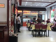 大堂-李连贵熏肉大饼(兴工街店)