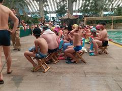 -龙脉温泉室内游泳馆