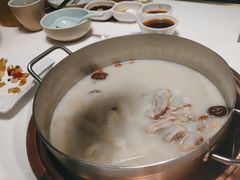 胡椒猪肚鸡-洪氏嗨捞·猪肚鸡火锅(阳光天地店)