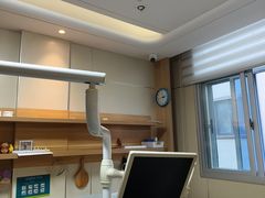 -上海仁爱医院口腔科 · 种植