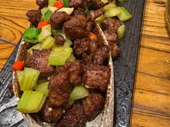 -苹果树下艺术餐厅(宋庄店)