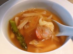 -穹六人间 people 6(岳阳路店)
