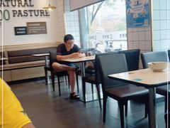 靠窗位-李先生牛肉面大王(东铁营店)