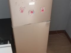 -安东易迷你自助仓储寄存仓库(顾戴路店)