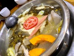-泸州酸菜豆花火锅川师店