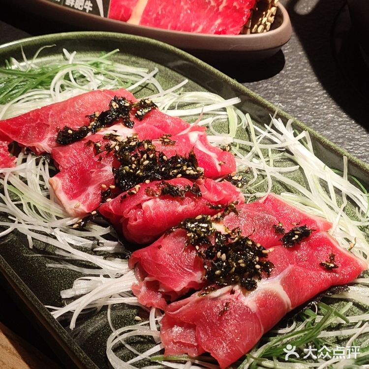 三出山火锅，美味与新鲜的狂欢