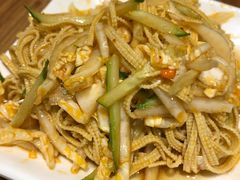 -一两饭川味素食餐厅