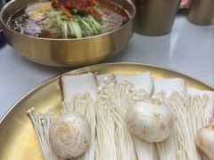 -权金城·炭火烤肉(北京联想桥店)