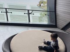 -上海滴水湖皇冠假日酒店