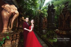 -四叶草环球旅拍