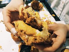 肉松咸蛋黄流心-西树泡芙(静安大悦城店)