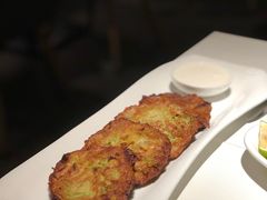 西葫芦煎饼配酸奶-Pasha帕夏土耳其餐厅(南昌路店)